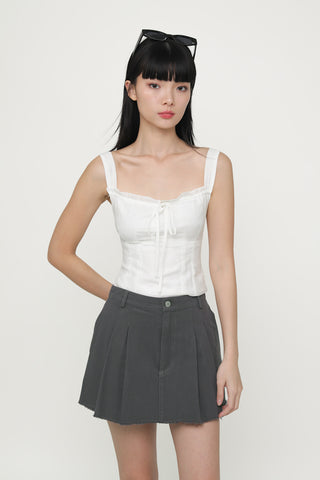 Jerry Pleated Frayed Hem Skorts