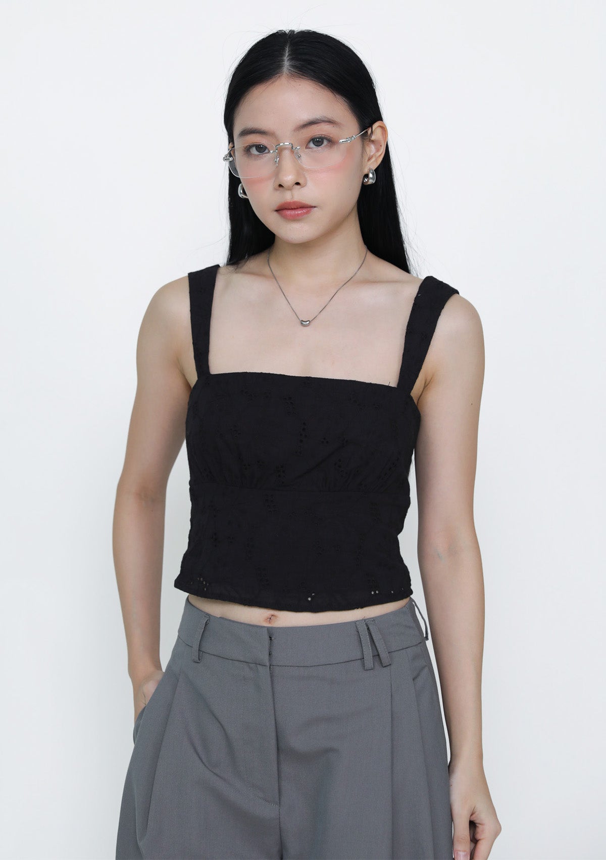 Caity Eyelet Top – The Tinsel Rack