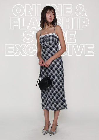 Oleander Ribbon Embroidery Plaid Dress