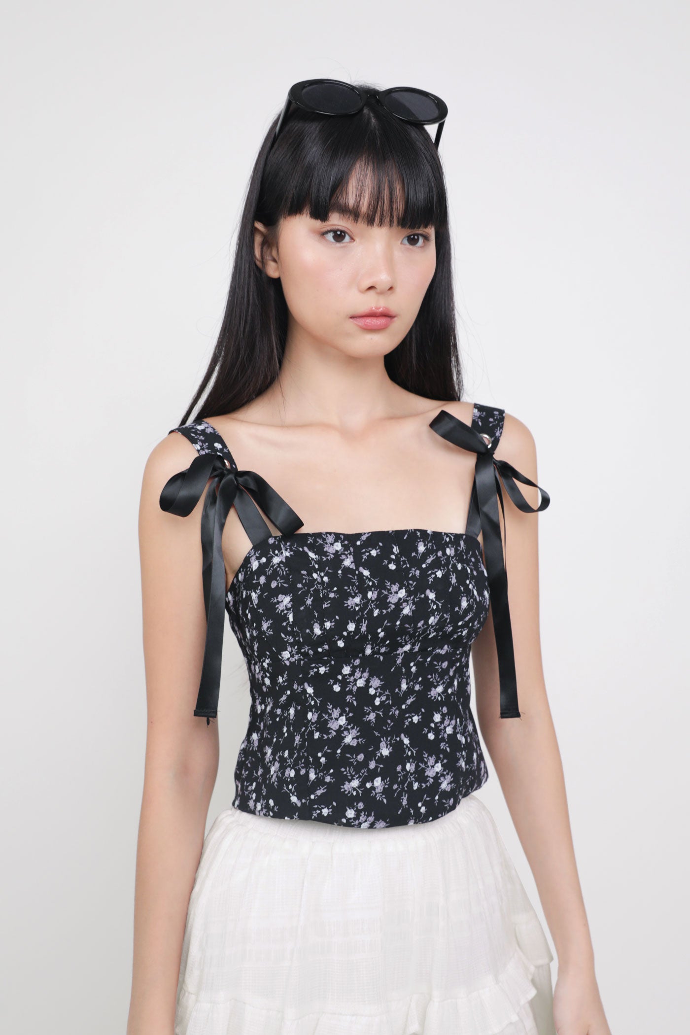chiara-black-posies-ribbon-top