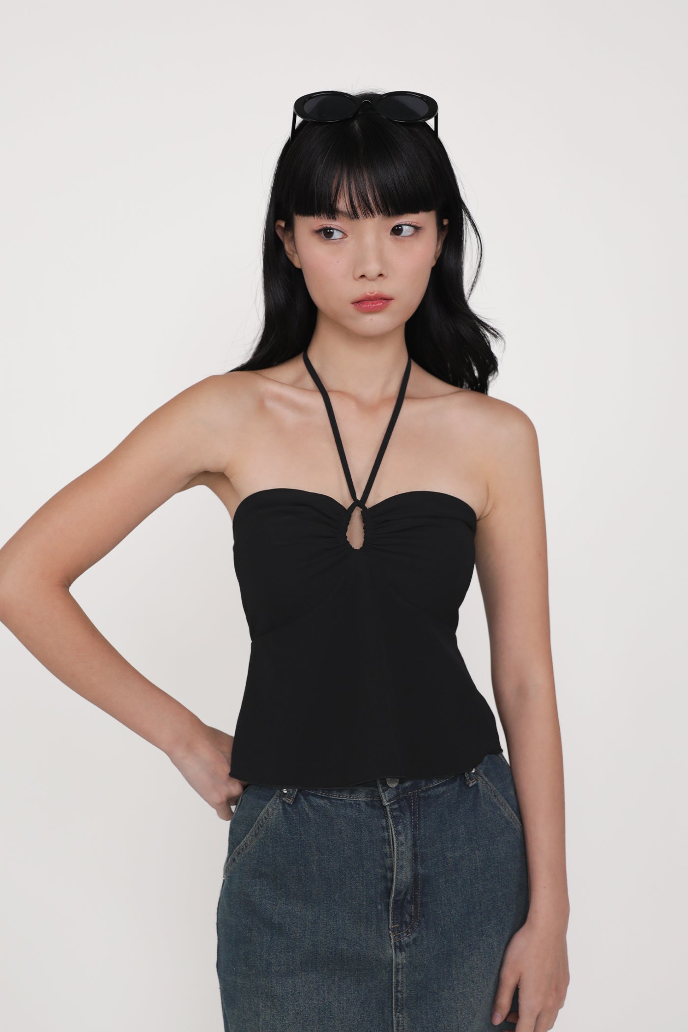 dion-black-keyhole-halter-