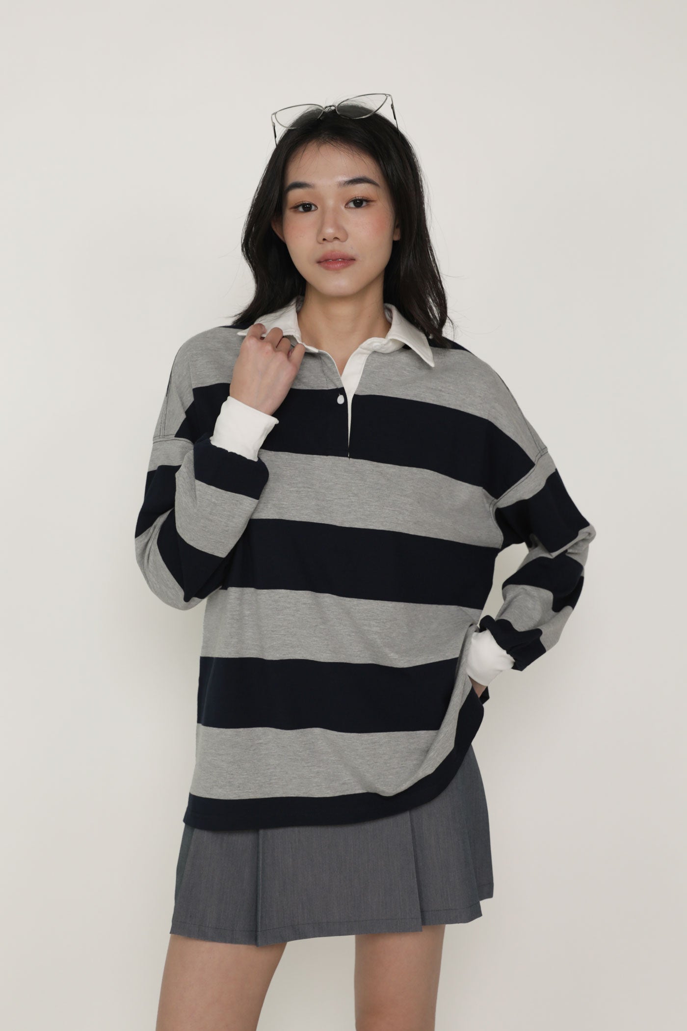 leonard-grey-stripes-oversized