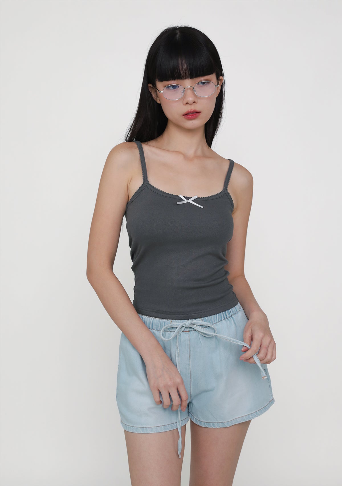 lester-_color_light-wash-denim