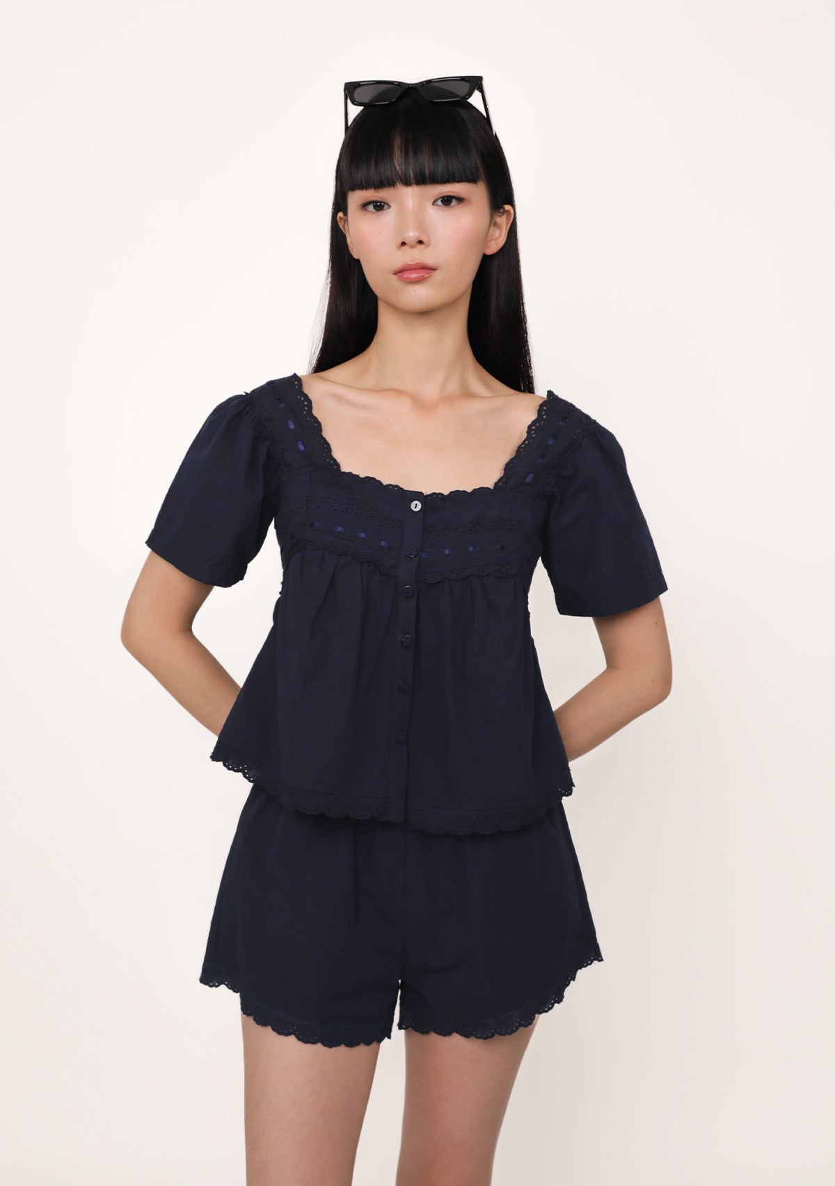 Savina Lace Trim Shorts (Ribbon Embroidery) – The Tinsel Rack