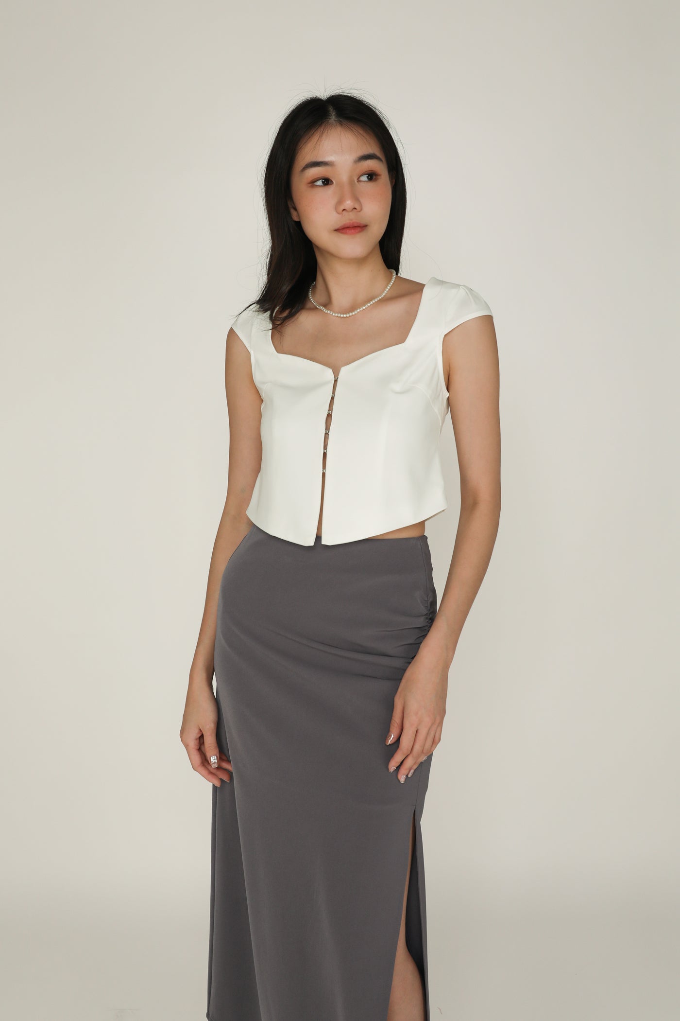 【PORTERNA】Cube mid-length skirt Black Multicoloured Abstract Pleated Midi Skirt | Phase
