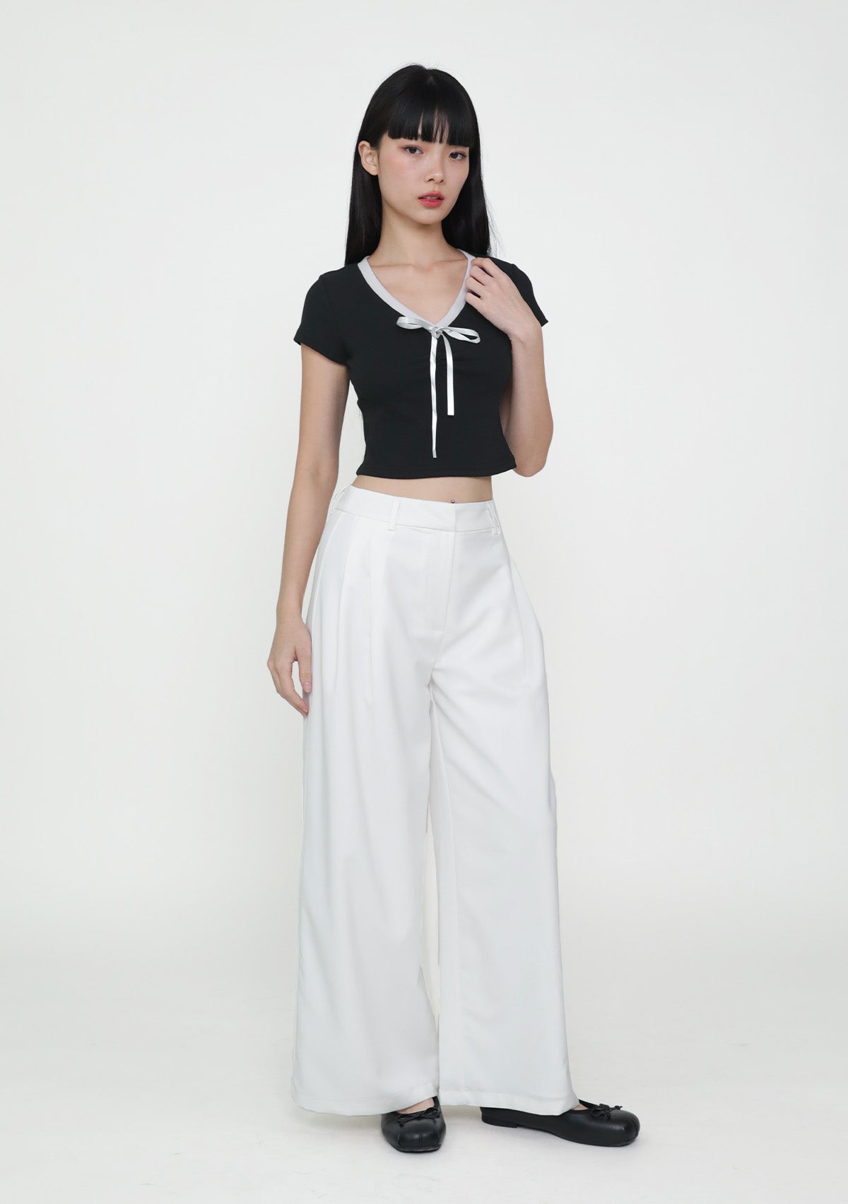 トップス Avrill ribbon tops adidas Originals Ribbon cut out crop top in black | ASOS