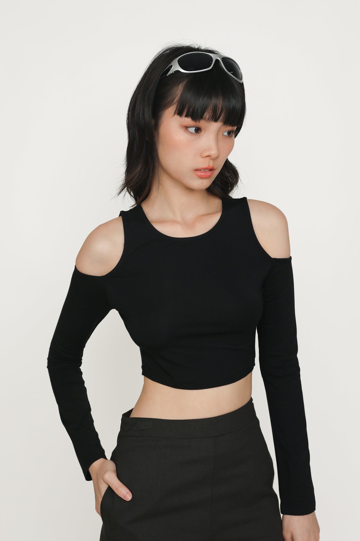 Xander Cold Shoulder Long Sleeve Top – The Tinsel Rack