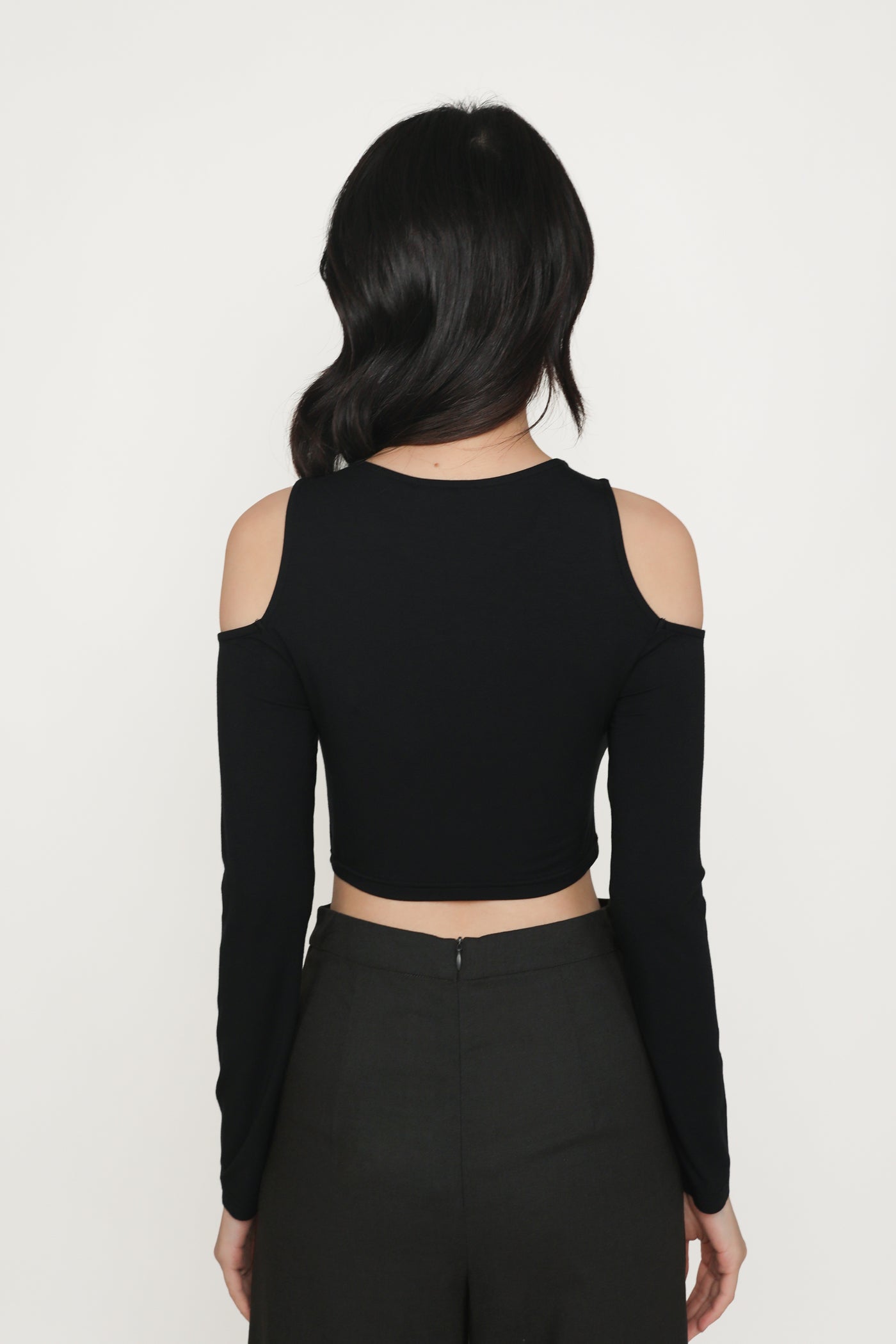 Xander Cold Shoulder Long Sleeve Top – The Tinsel Rack
