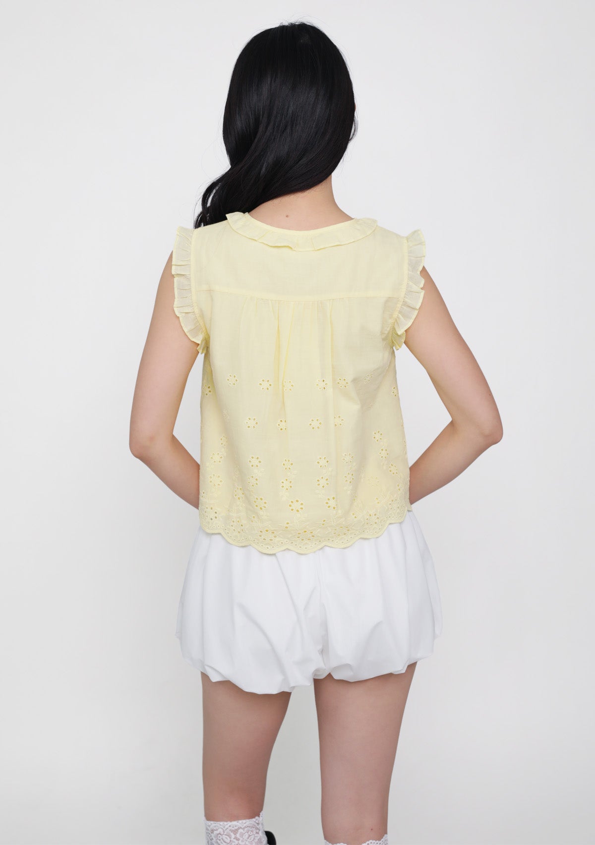 Kaori Eyelet Embroidery Ruffle Top – The Tinsel Rack